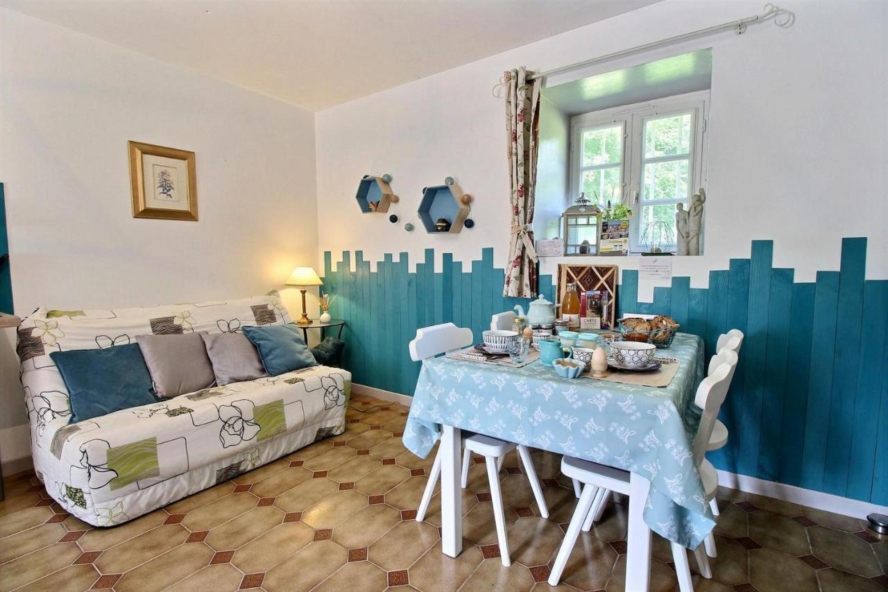 La Fontaine Airmeth Bed and Breakfast Ploërdut Esterno foto
