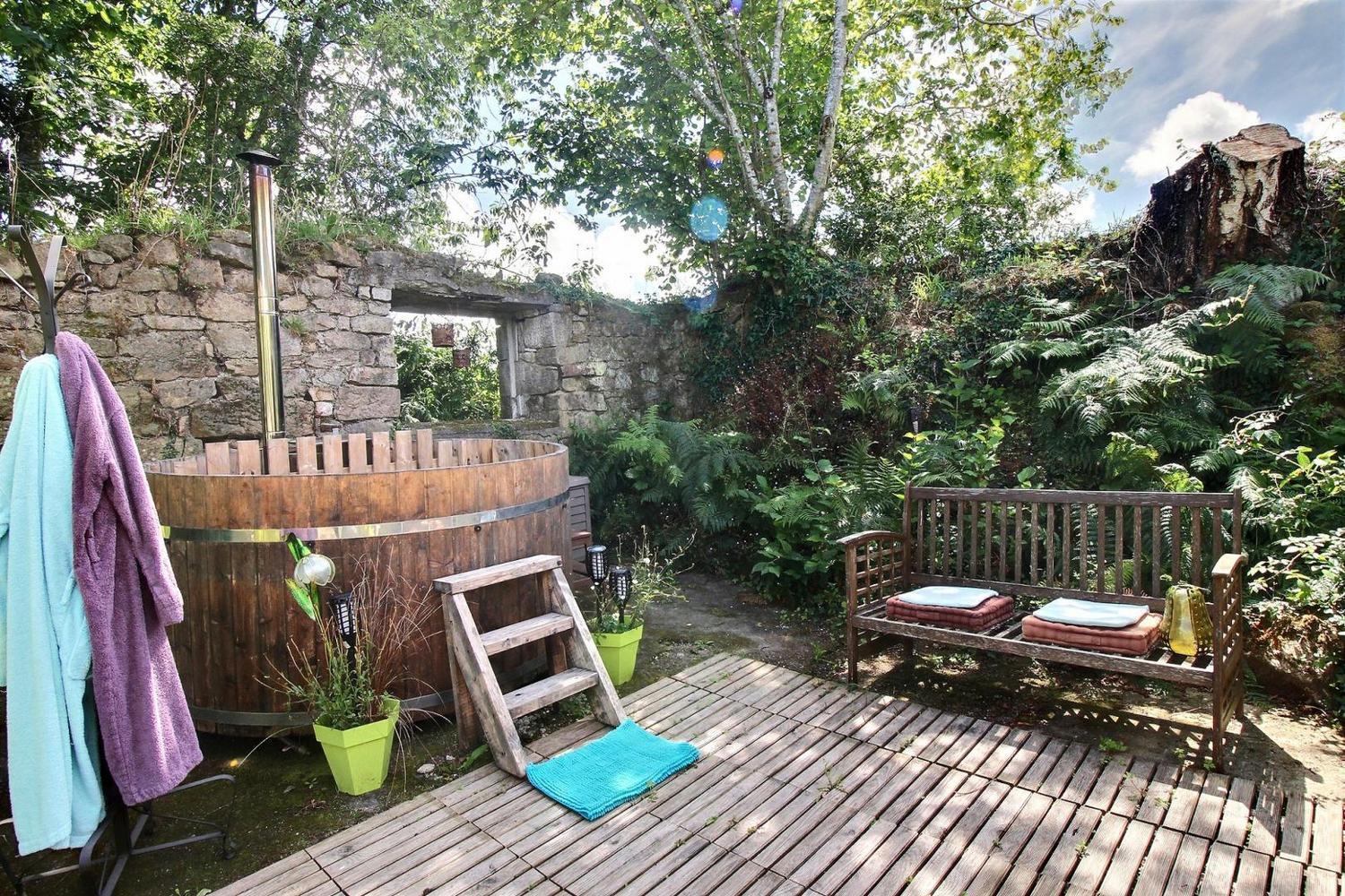 La Fontaine Airmeth Bed and Breakfast Ploërdut Esterno foto